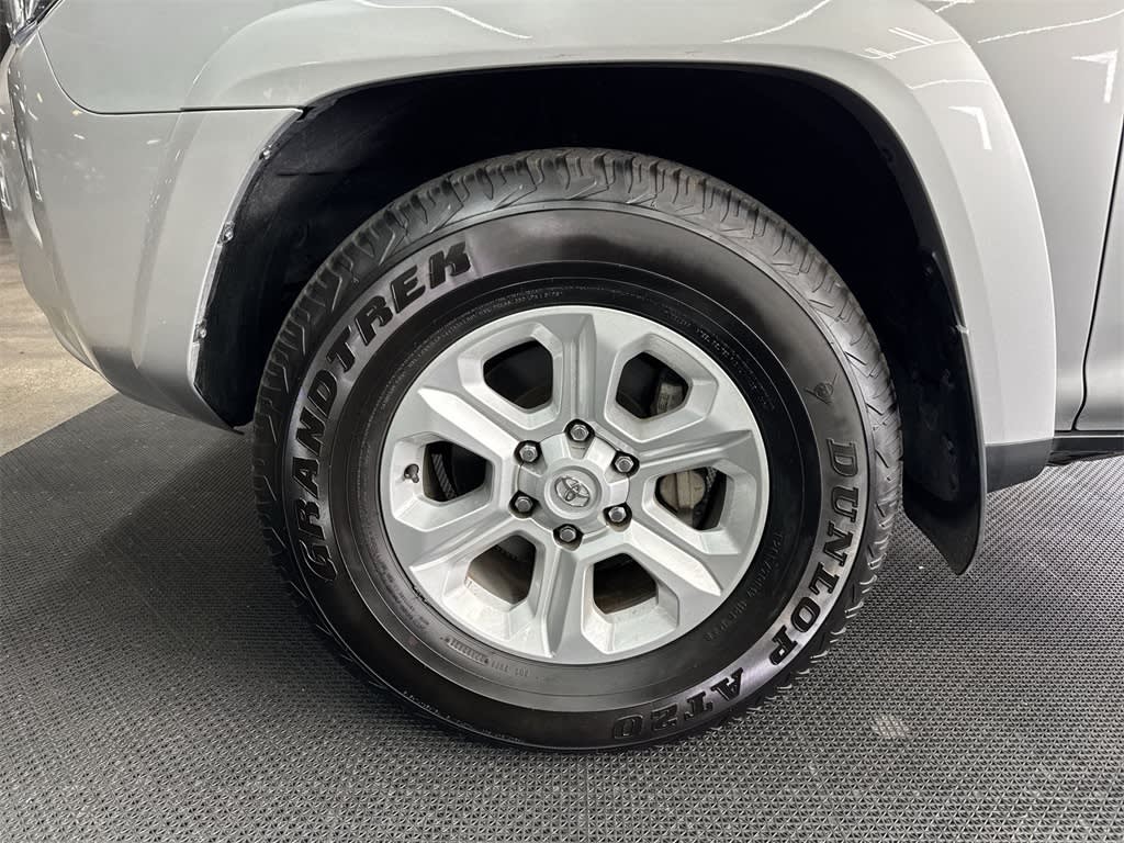 2023 Toyota 4Runner SR5 7