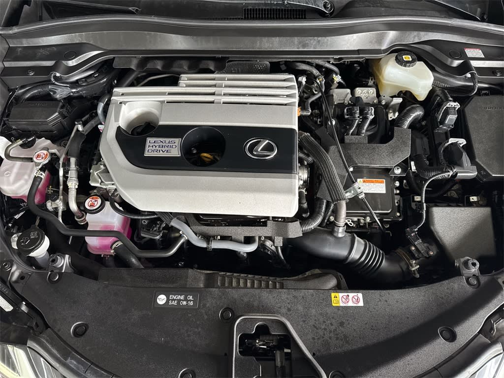 Thumbnail: 2022 Lexus UX - 9