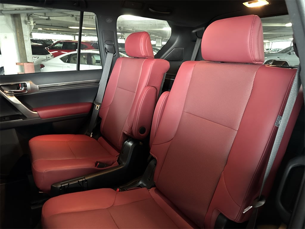 2023 Lexus GX 460 13