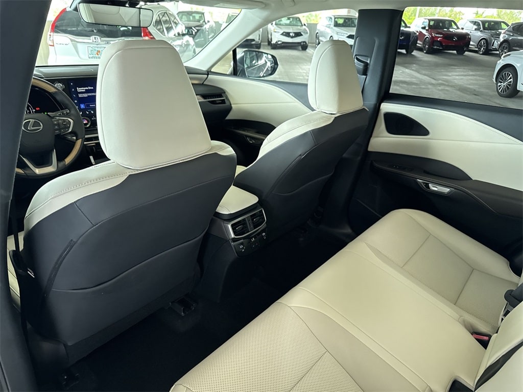 2024 Lexus RX 350 Premium 28