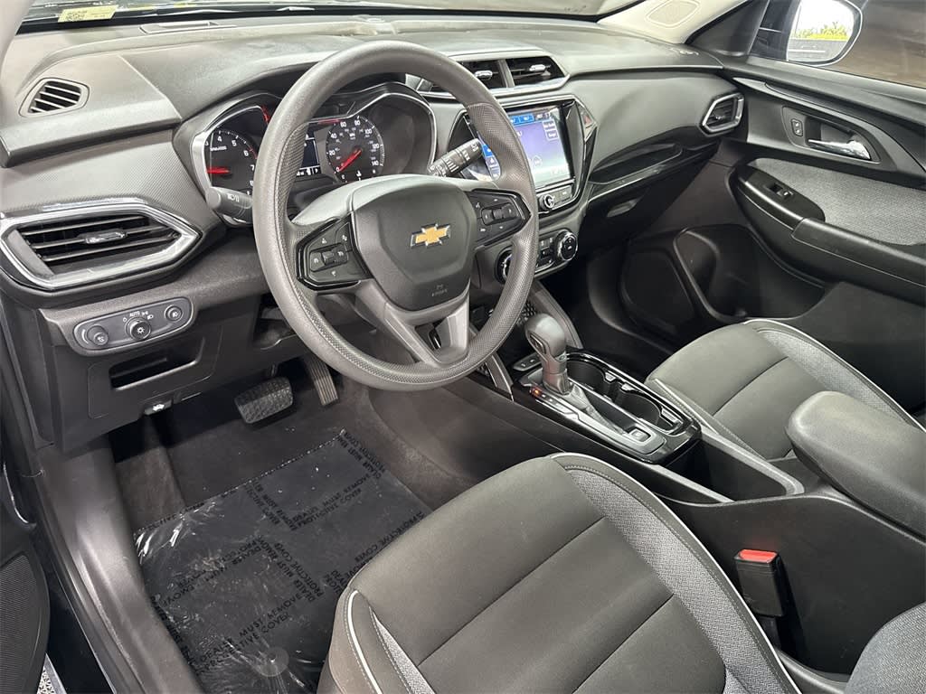 Thumbnail: 2021 Chevrolet TrailBlazer - 2