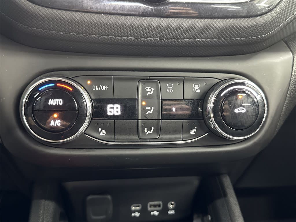 Thumbnail: 2021 Chevrolet TrailBlazer - 27
