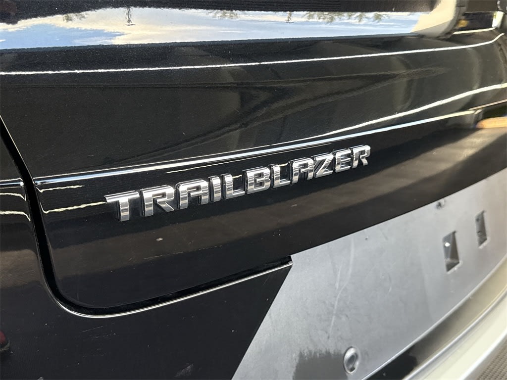 Thumbnail: 2021 Chevrolet TrailBlazer - 6