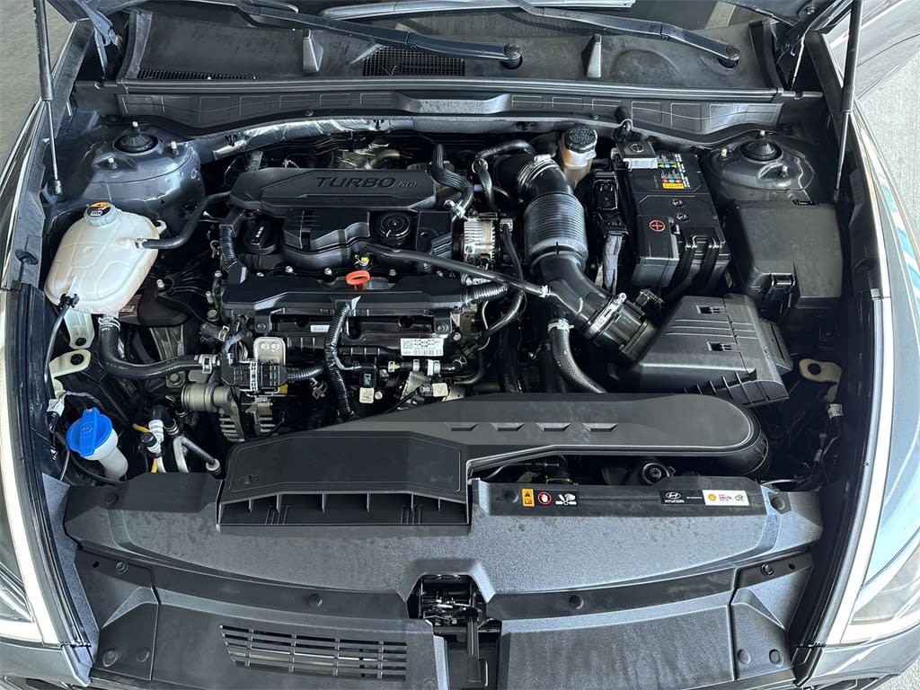 Thumbnail: 2023 Hyundai Sonata - 9