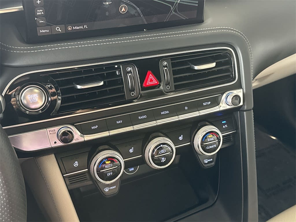 Thumbnail: 2023 Genesis G70 - 27