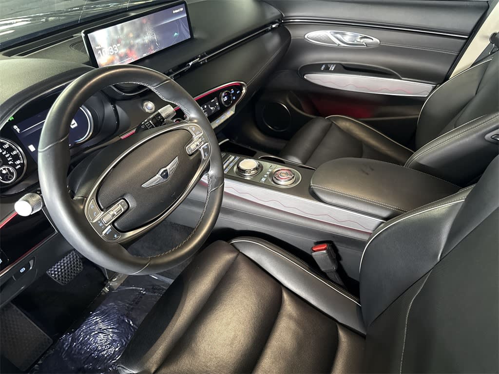 Thumbnail: 2023 Genesis GV70 - 2
