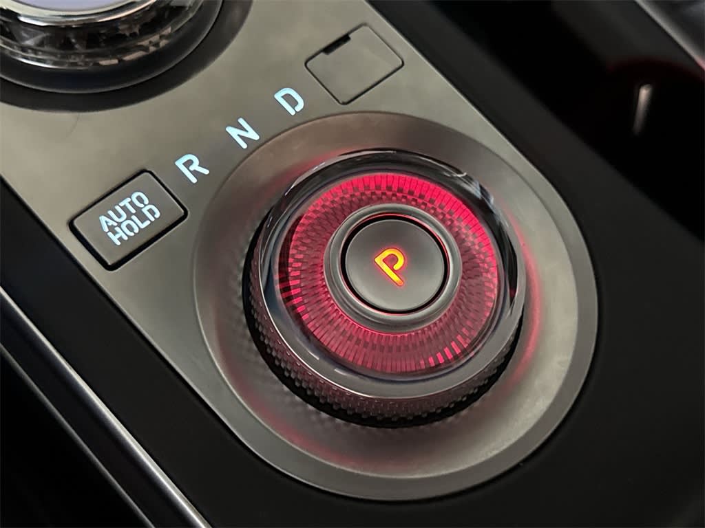 Thumbnail: 2023 Genesis GV70 - 28