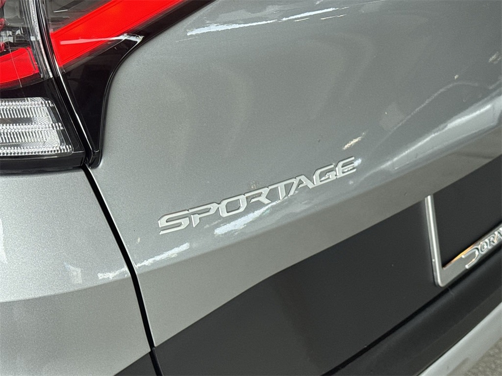 Thumbnail: 2024 Kia Sportage - 7