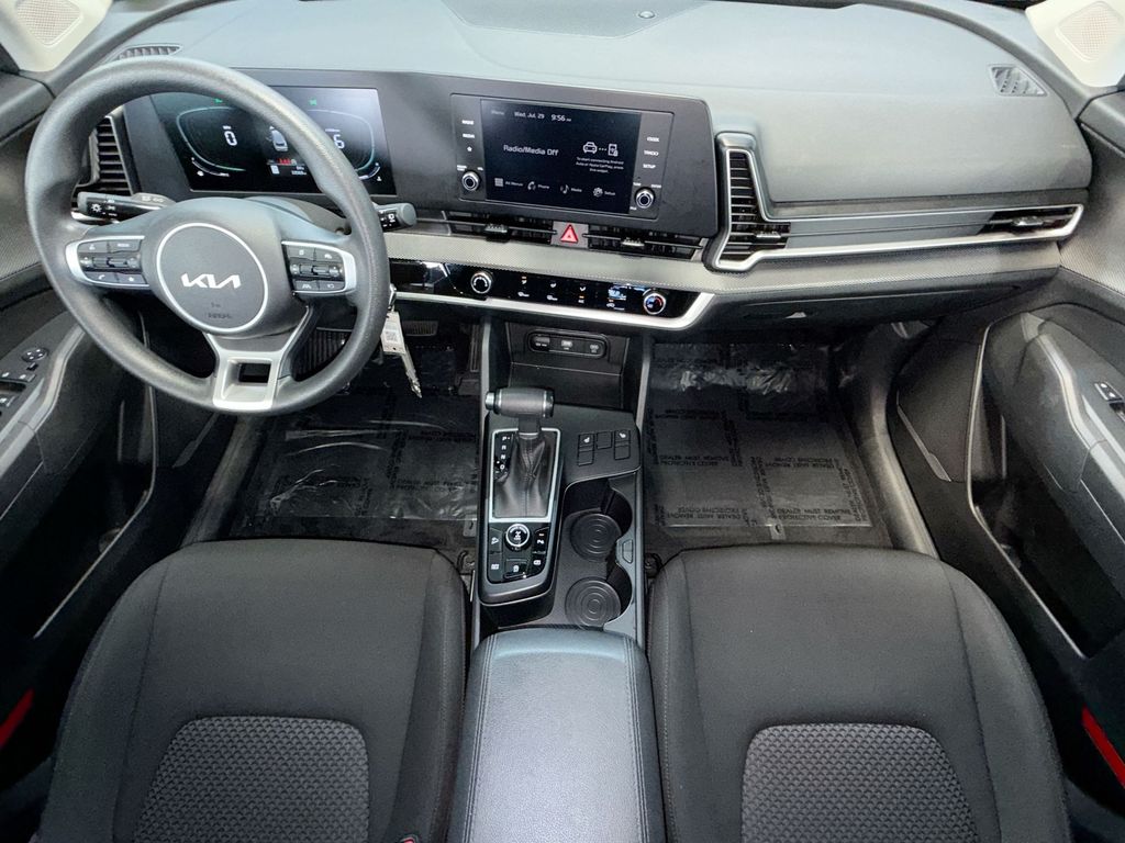 Thumbnail: 2024 Kia Sportage - 14