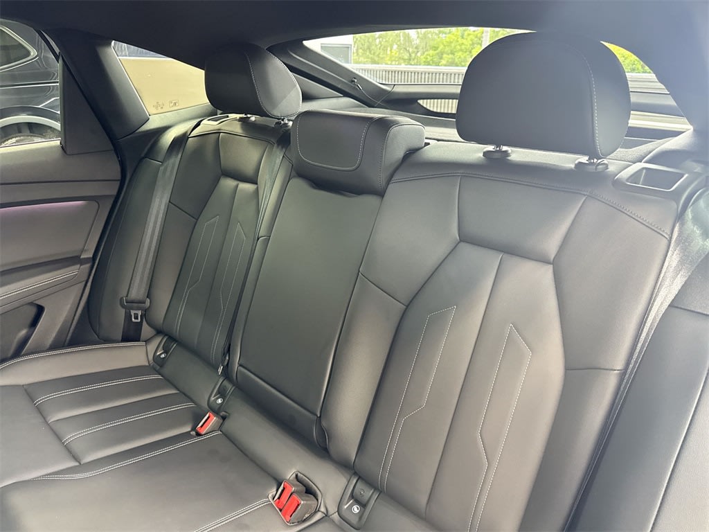 Thumbnail: 2025 Audi Q4 e-tron - 13