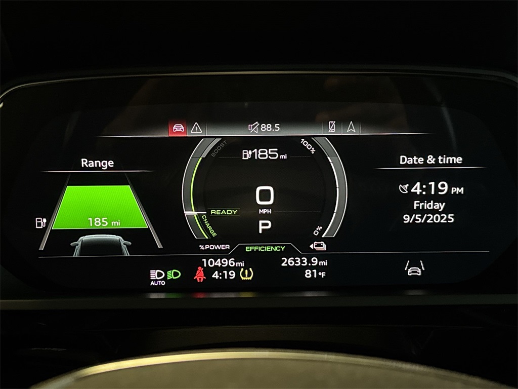 Thumbnail: 2024 Audi Q8 e-tron - 16