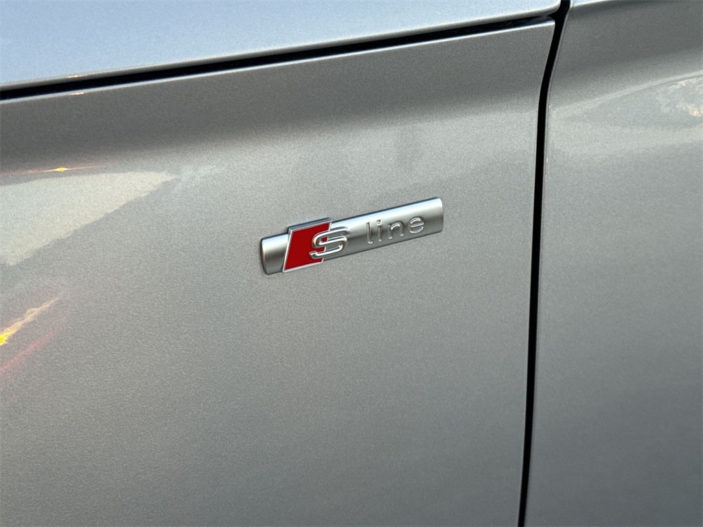 Thumbnail: 2024 Audi Q5 - 7