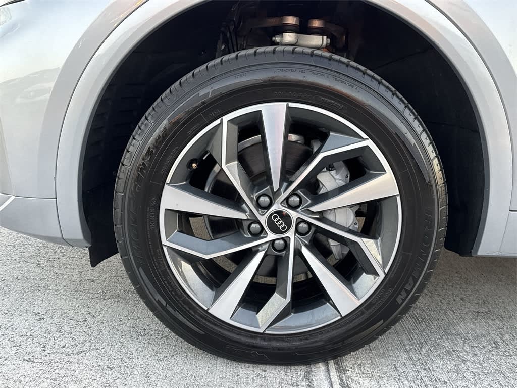 Thumbnail: 2024 Audi Q5 - 8