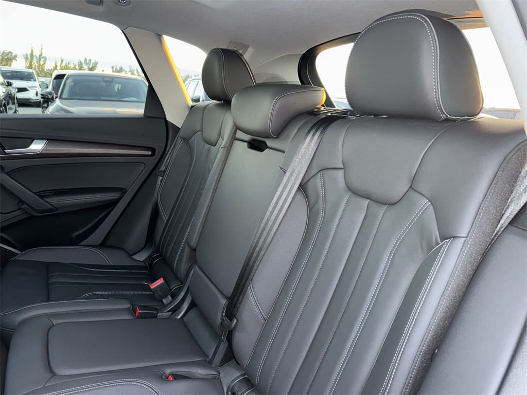 Thumbnail: 2024 Audi Q5 - 13