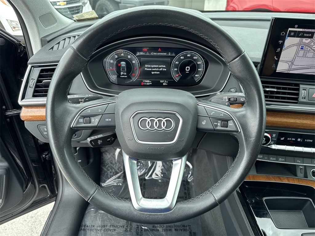 Thumbnail: 2023 Audi Q5 - 10