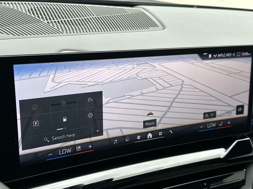 Thumbnail: 2026 BMW 5 Series - 25