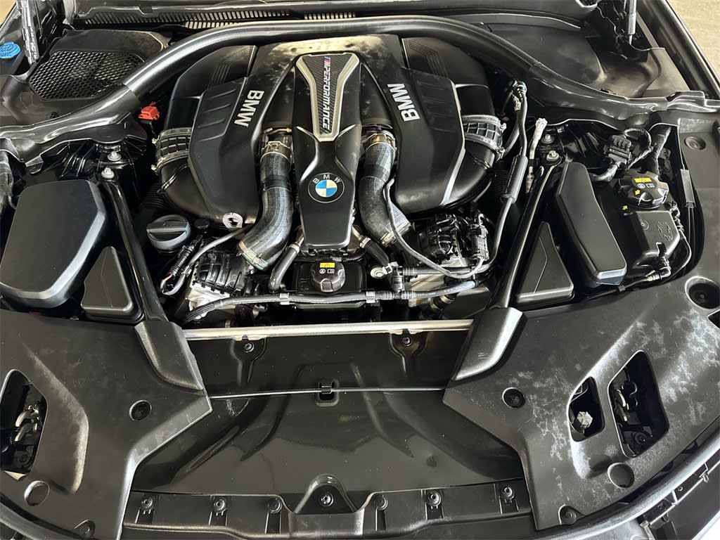 Thumbnail: 2019 BMW 5 Series - 9