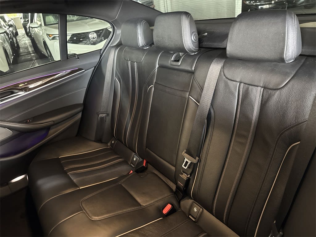 Thumbnail: 2019 BMW 5 Series - 13