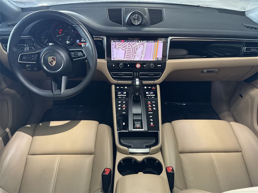 Thumbnail: 2025 Porsche Macan - 14