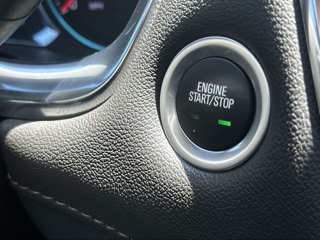 2023 Chevrolet Traverse 1LT - Photo 25