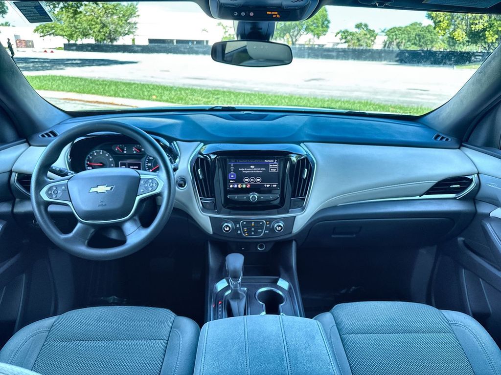 Thumbnail: 2024 Chevrolet Traverse - 14