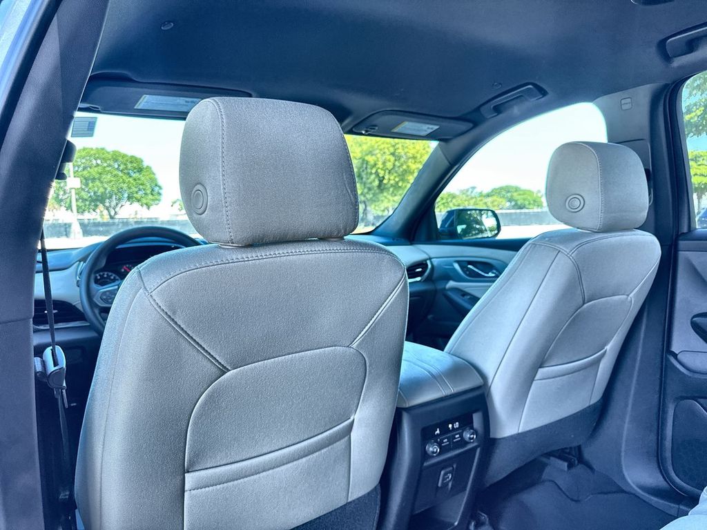 Thumbnail: 2024 Chevrolet Traverse - 28