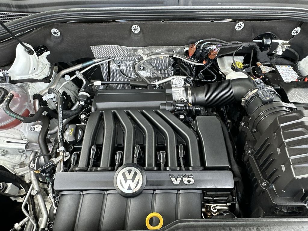 Thumbnail: 2023 Volkswagen Atlas - 9