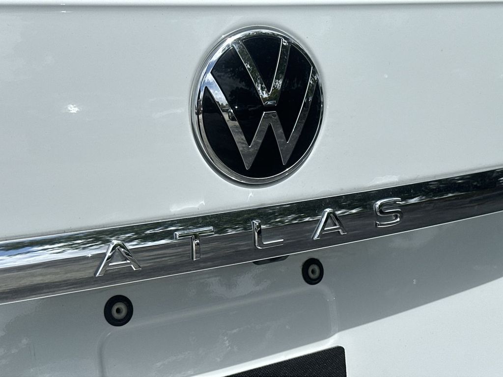 Thumbnail: 2023 Volkswagen Atlas - 7