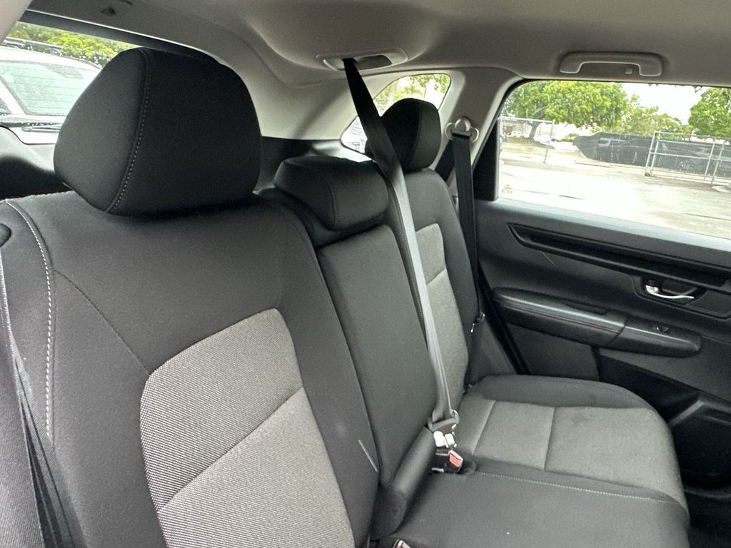 2024 Honda CR-V LX - Photo 13