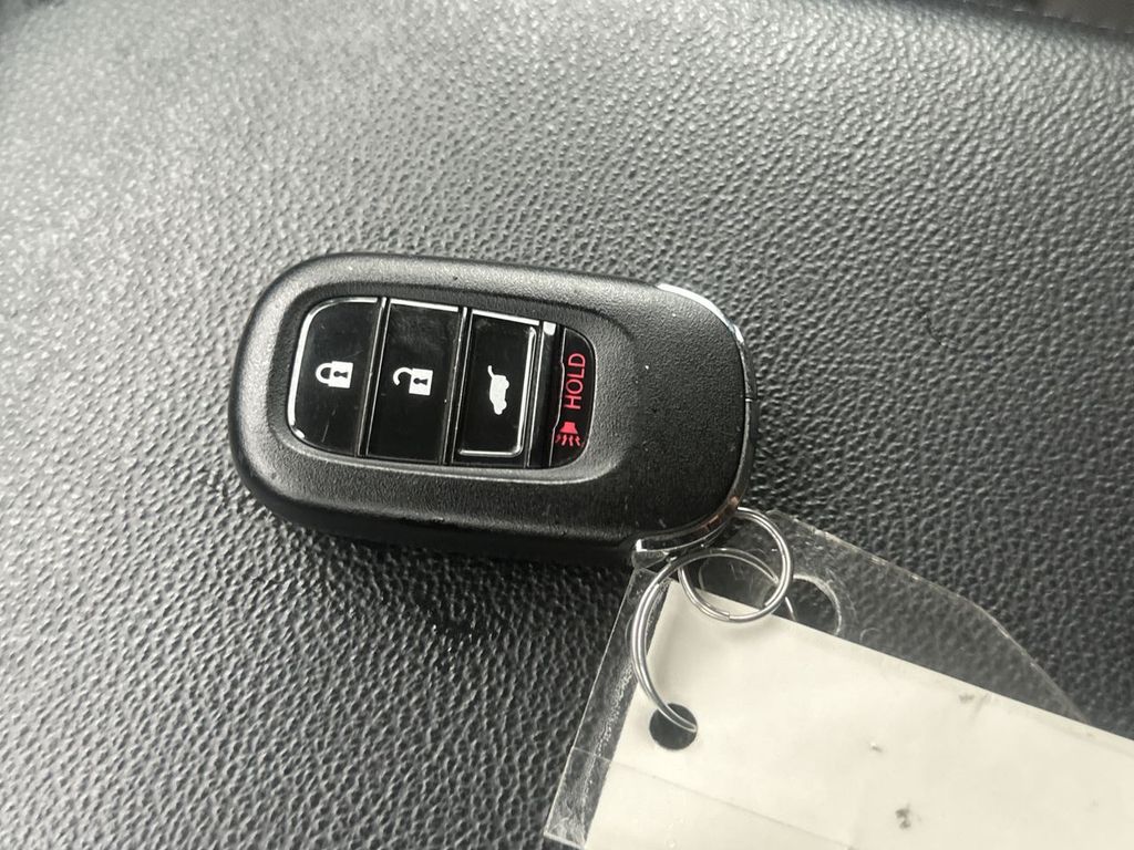 2024 Honda CR-V LX - Photo 19
