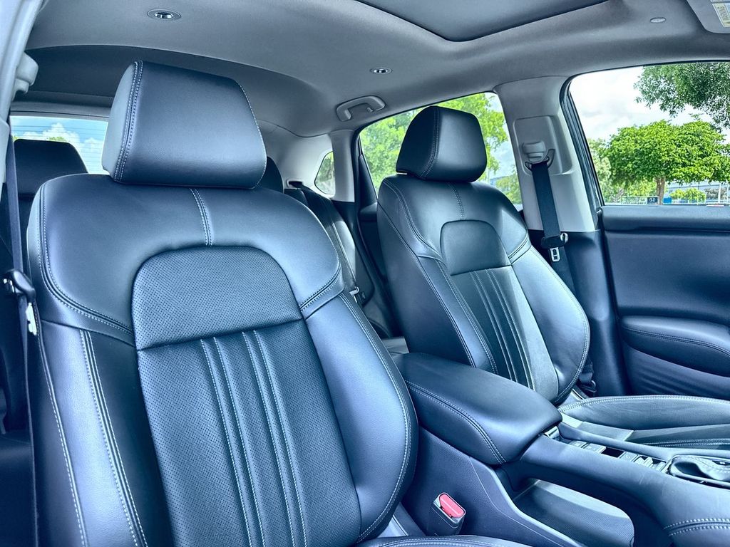 Thumbnail: 2025 Honda HR-V - 11