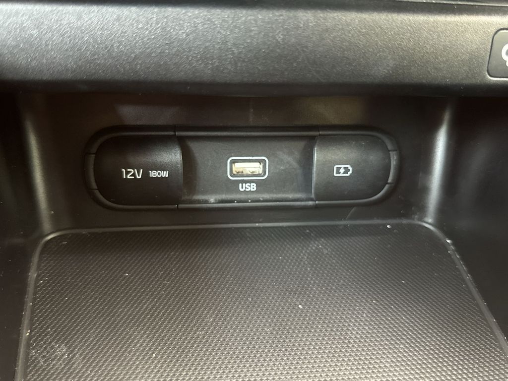 Thumbnail: 2023 Kia Forte - 25