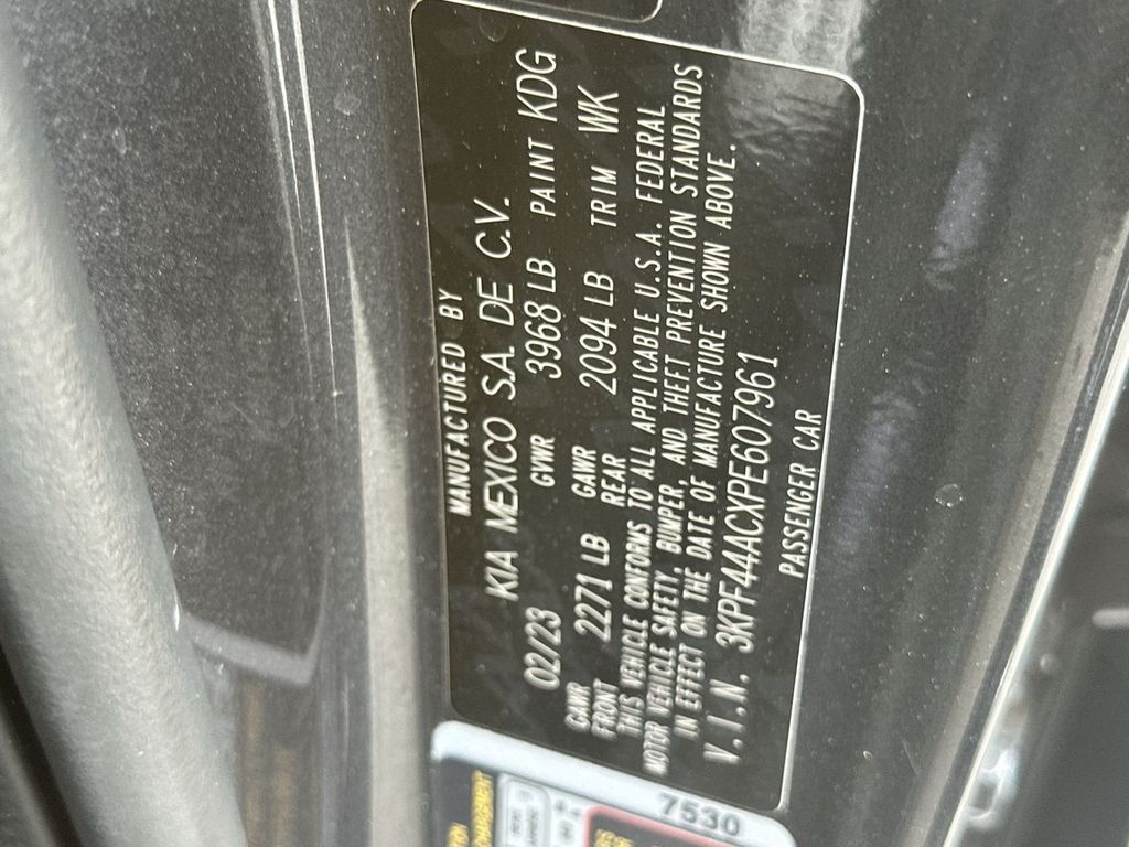 Thumbnail: 2023 Kia Forte - 20