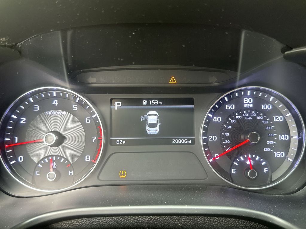 Thumbnail: 2023 Kia Forte - 17