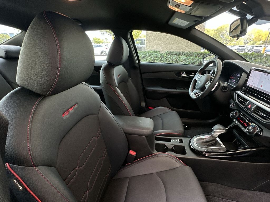 Thumbnail: 2023 Kia Forte - 29