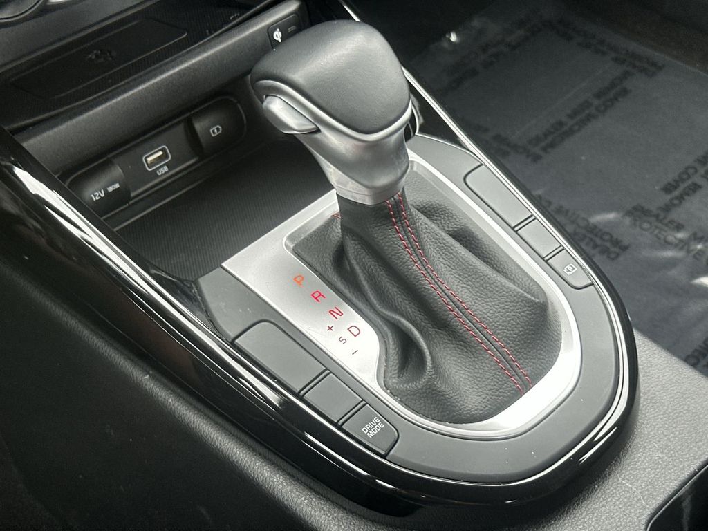 Thumbnail: 2024 Kia Forte - 16