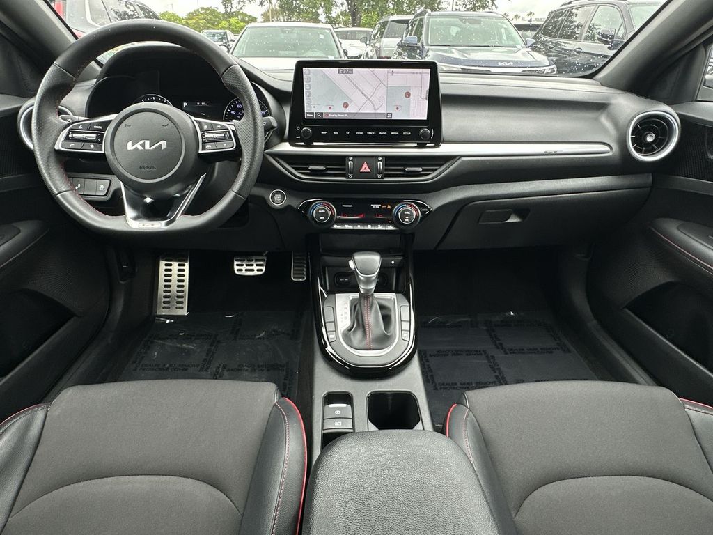 Thumbnail: 2024 Kia Forte - 14