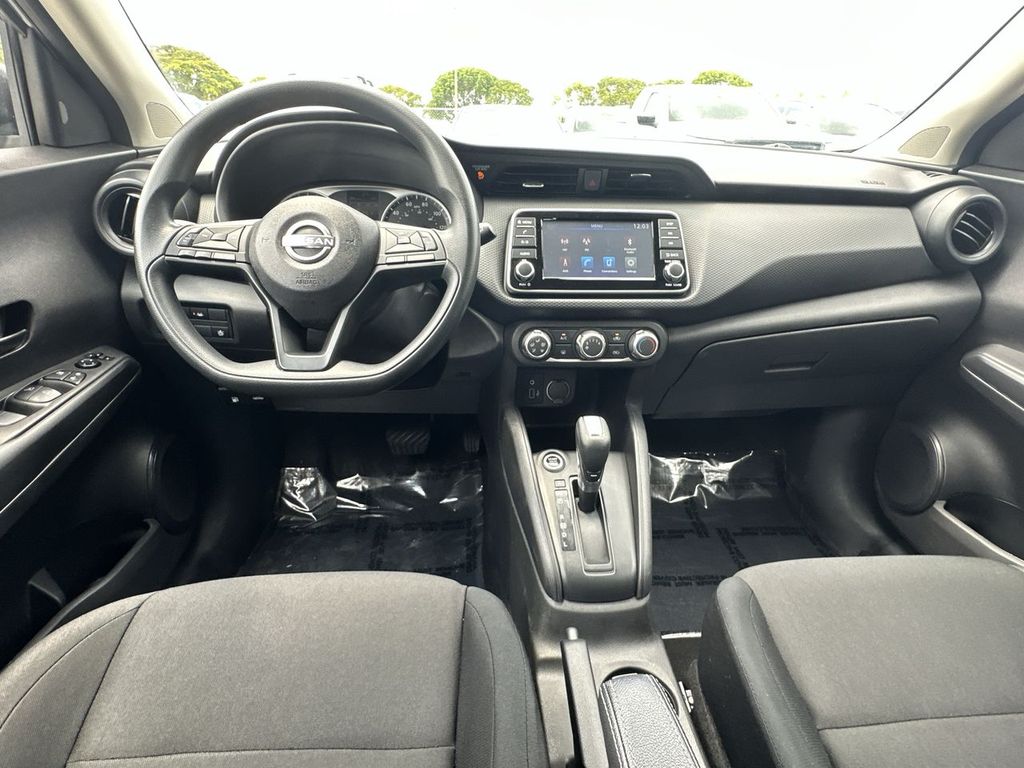 Thumbnail: 2024 Nissan Kicks - 2