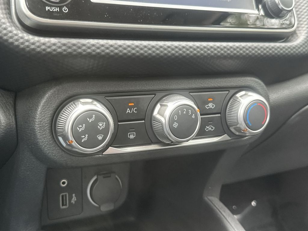 Thumbnail: 2024 Nissan Kicks - 29