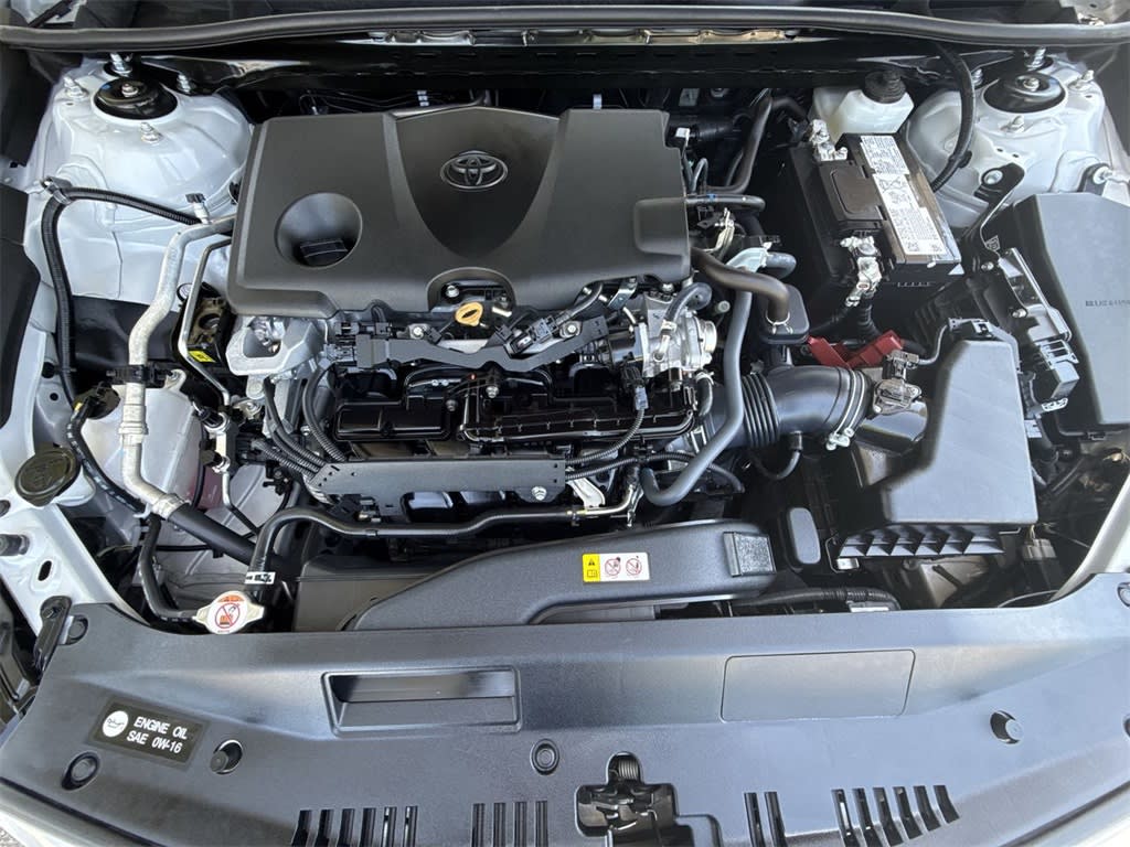 2024 Toyota Camry SE 8