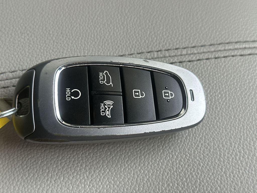 Thumbnail: 2024 Hyundai Tucson - 19