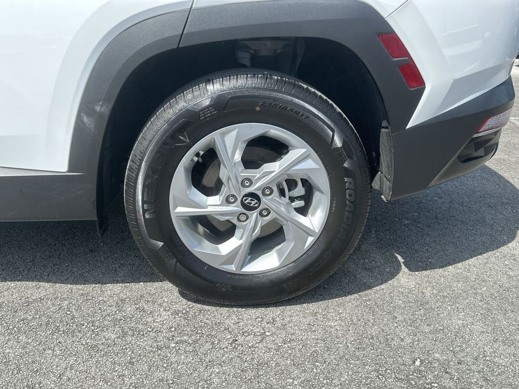 Thumbnail: 2023 Hyundai Tucson - 8