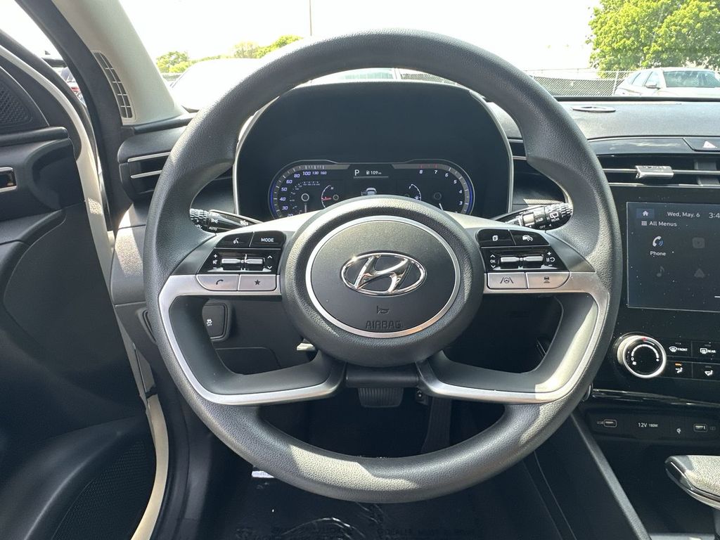 Thumbnail: 2023 Hyundai Tucson - 10