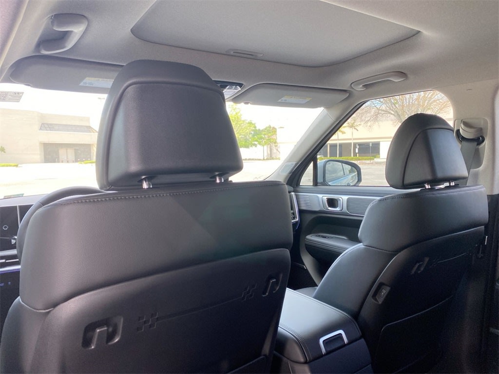 2024 Hyundai Santa Fe Limited 8