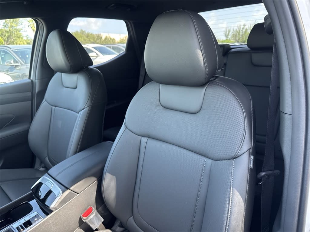 Thumbnail: 2025 Hyundai Santa Cruz - 11