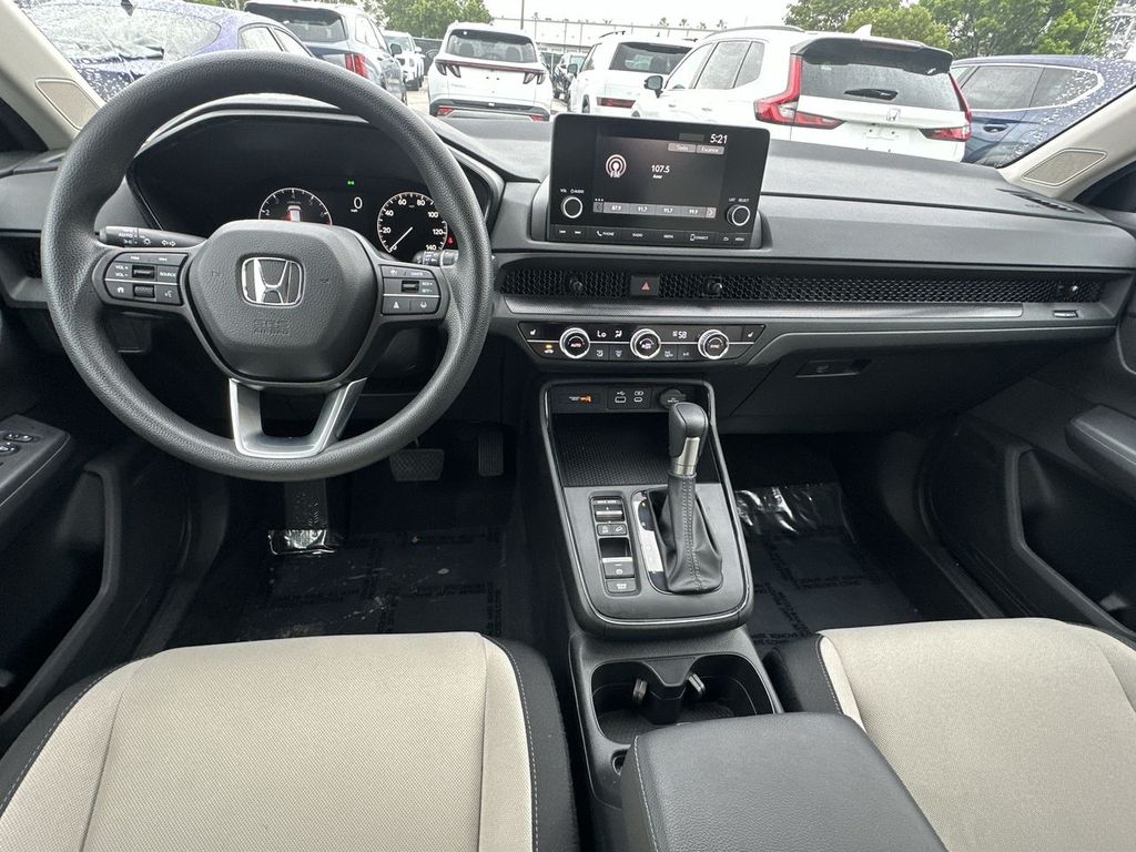 2024 Honda CR-V EX - Photo 2