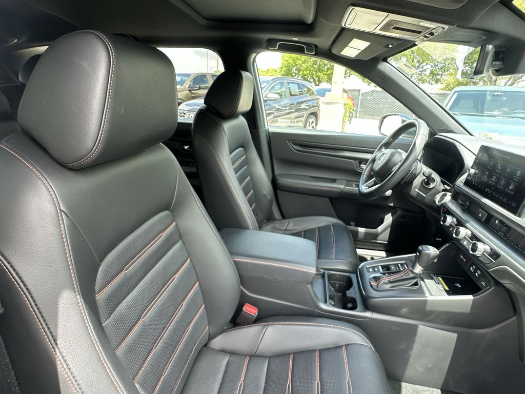 2025 Honda CR-V Sport-L - Photo 12
