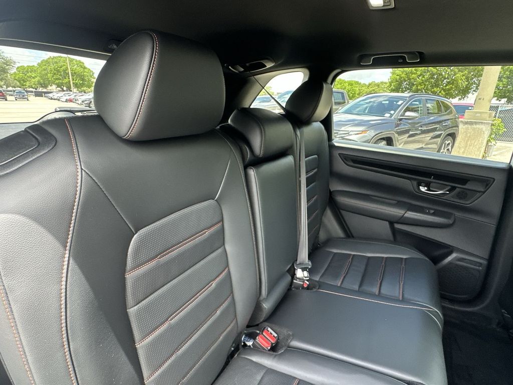 2025 Honda CR-V Sport-L - Photo 29