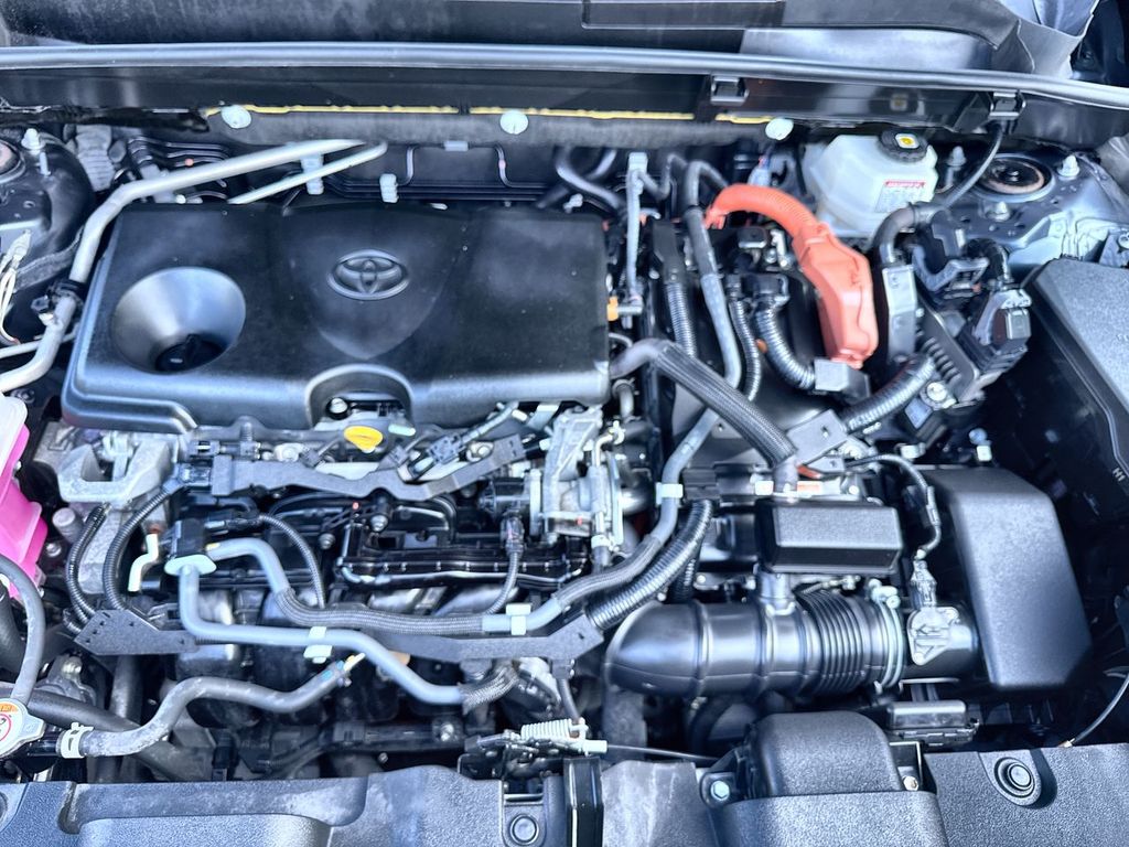 Thumbnail: 2021 Toyota Venza - 9