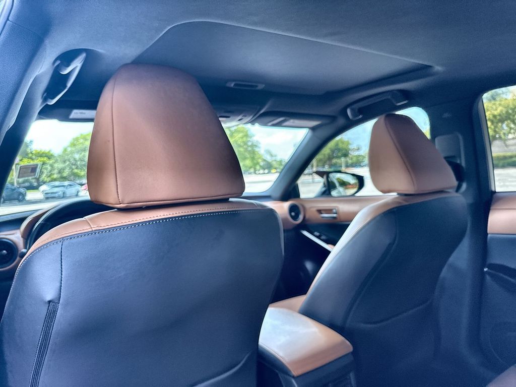 Thumbnail: 2024 Lexus ES - 11